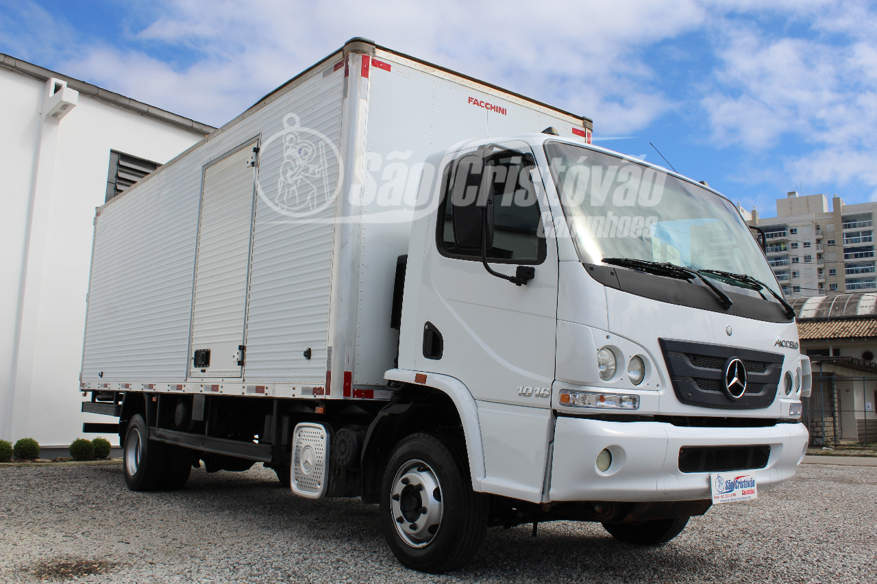 CAMINHAO MERCEDES-BENZ MB 1016 Baú Furgão 3/4 4x2 São Cristóvão Caminhões SAO JOSE SANTA CATARINA SC